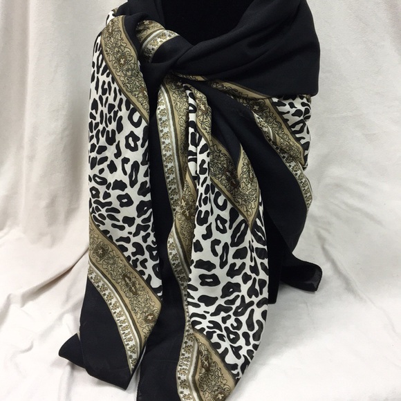 Accessories - Gorgeous Shawl